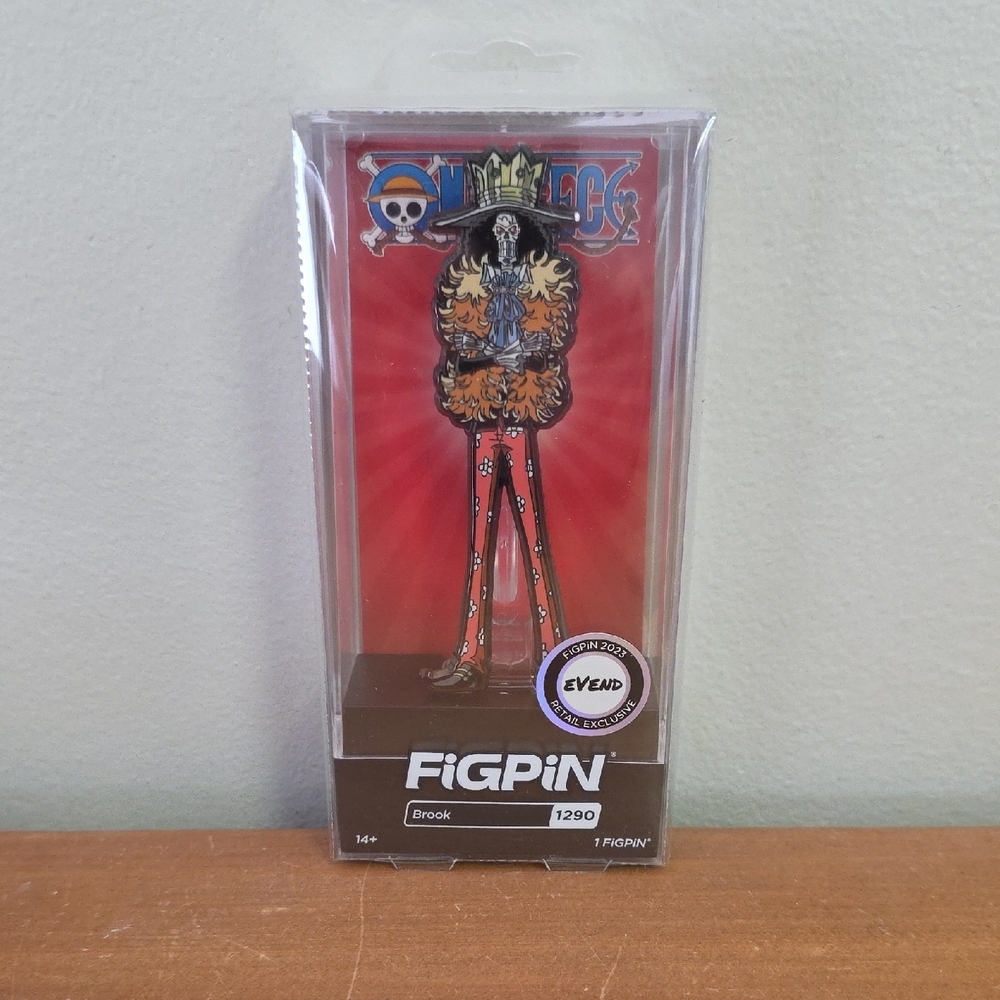 FiGPiN Brook Collectible Pin - Black and Orange